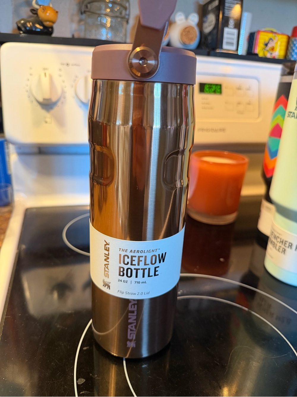 Stanley IceFlow Bottle - Metallic Bronze with Mauve Lid